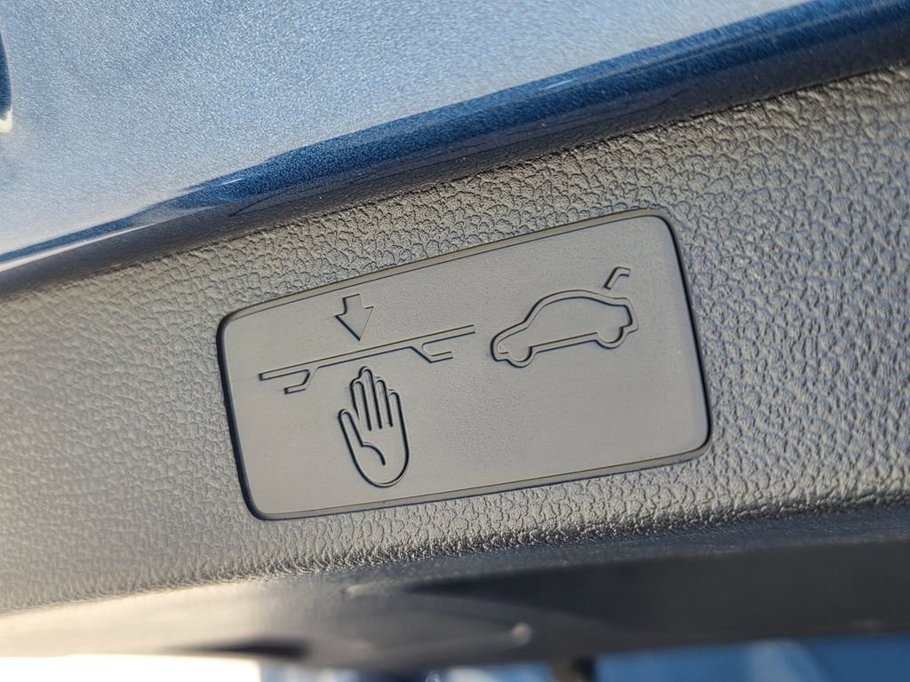 Used 2019 Volkswagen Jetta S w/ Driver Assistance Package image 28