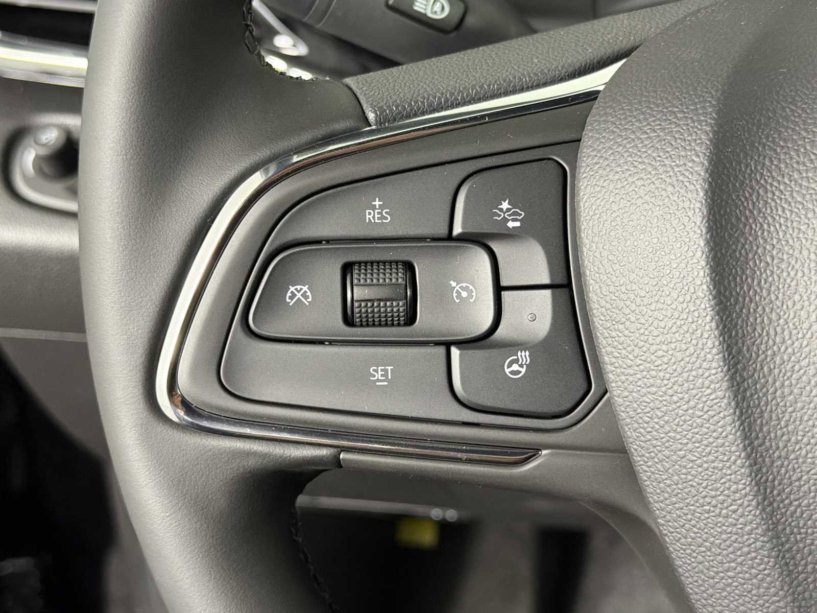 New 2026 Buick Envista Avenir image 24