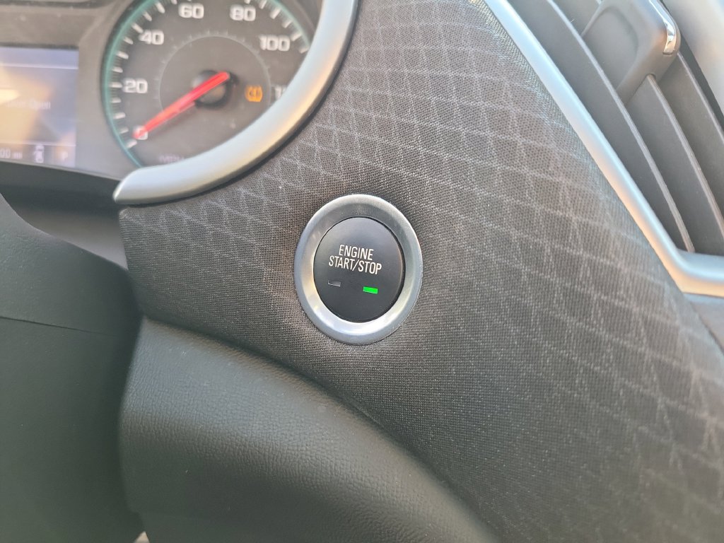 Used 2025 Chevrolet Malibu LT FWD image 30