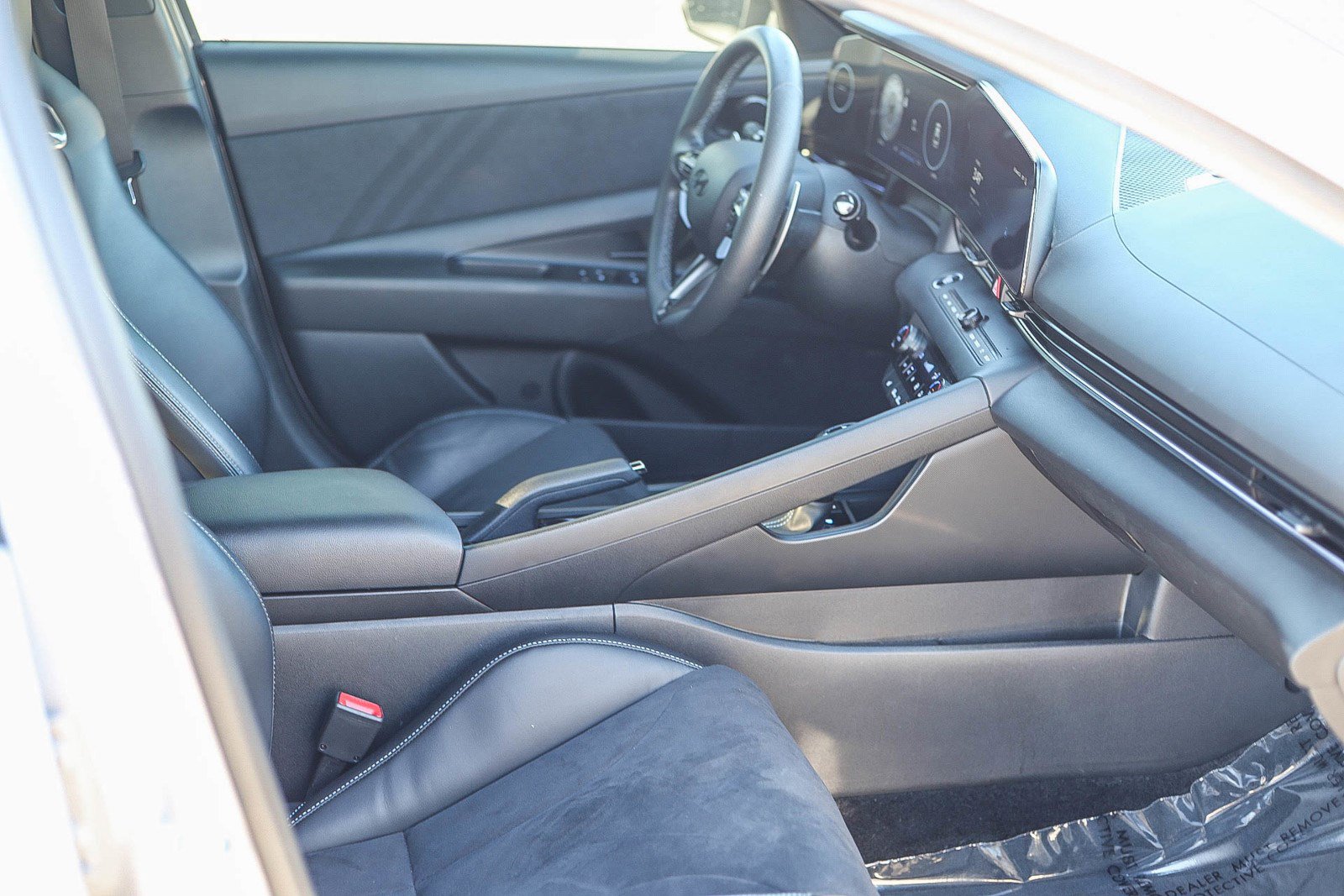 Used 2025 Hyundai Elantra N FWD image 18