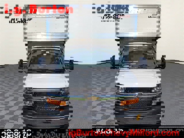 New 2025 Chevrolet Express 3500 w/ Power Convenience Package image 2