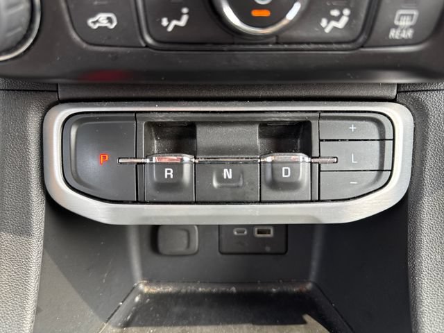 Used 2021 GMC Acadia SLE w/ Driver Convenience Package AWD/4WD image 30