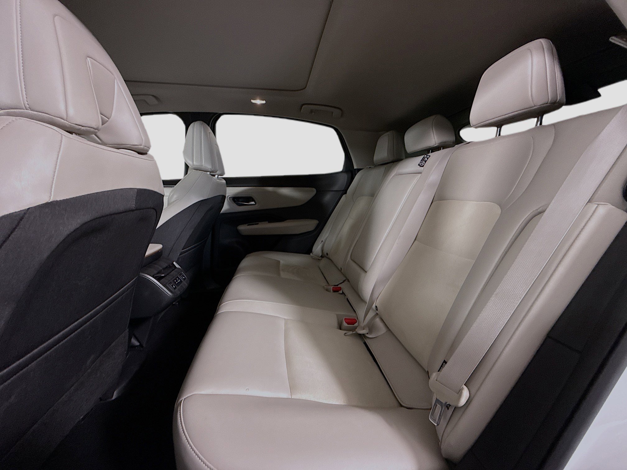 Used 2023 Nissan Ariya FWD image 36
