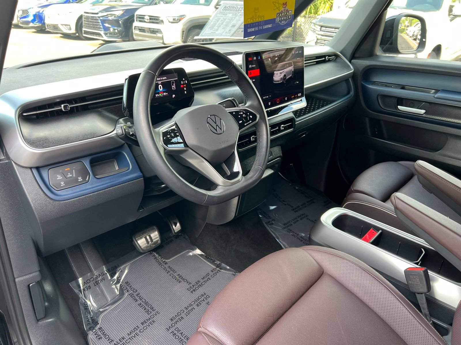Used 2025 Volkswagen ID. Buzz Pro S RWD image 30