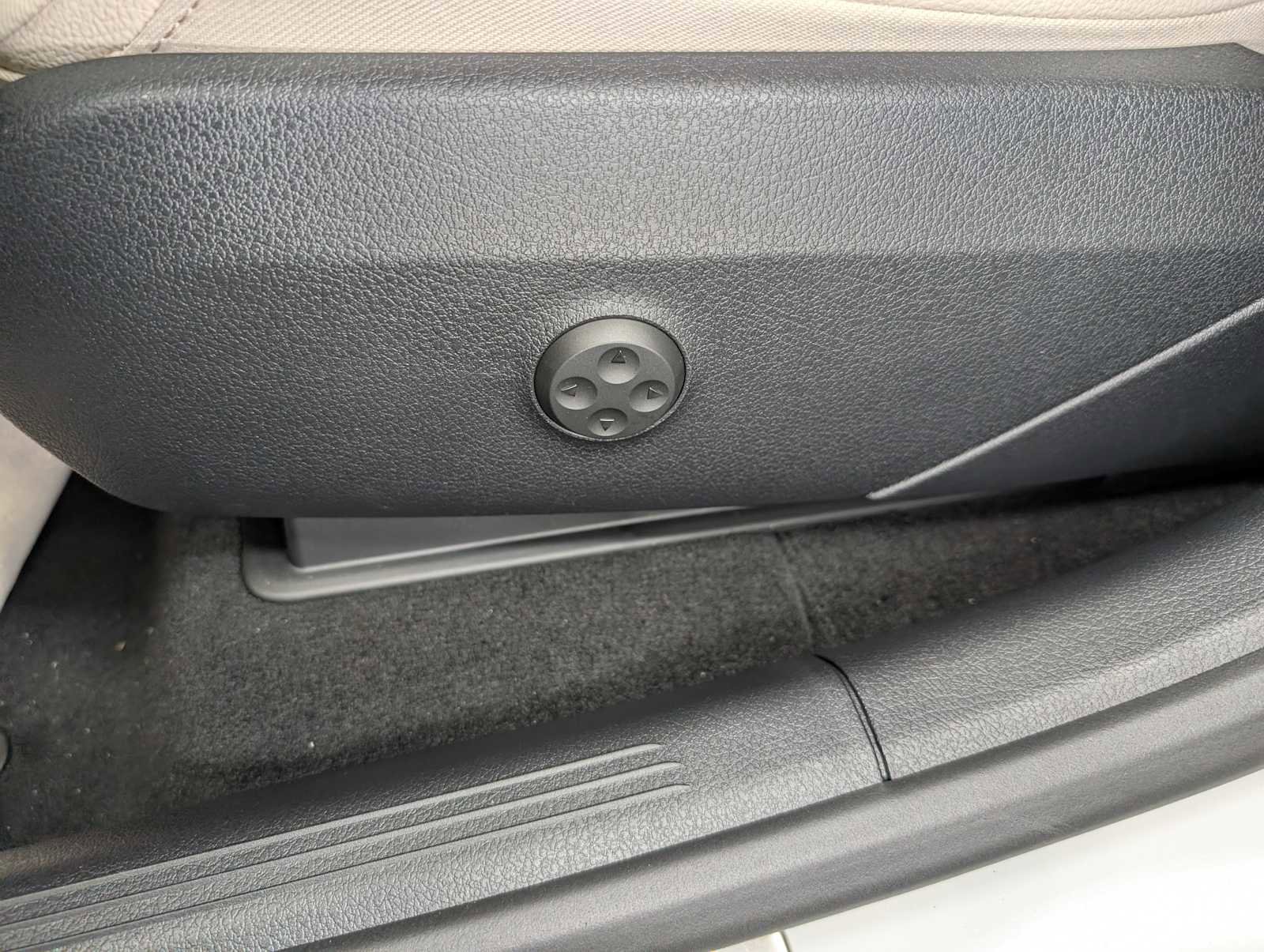 New 2026 Mercedes-Benz GLC 300 4MATIC image 28