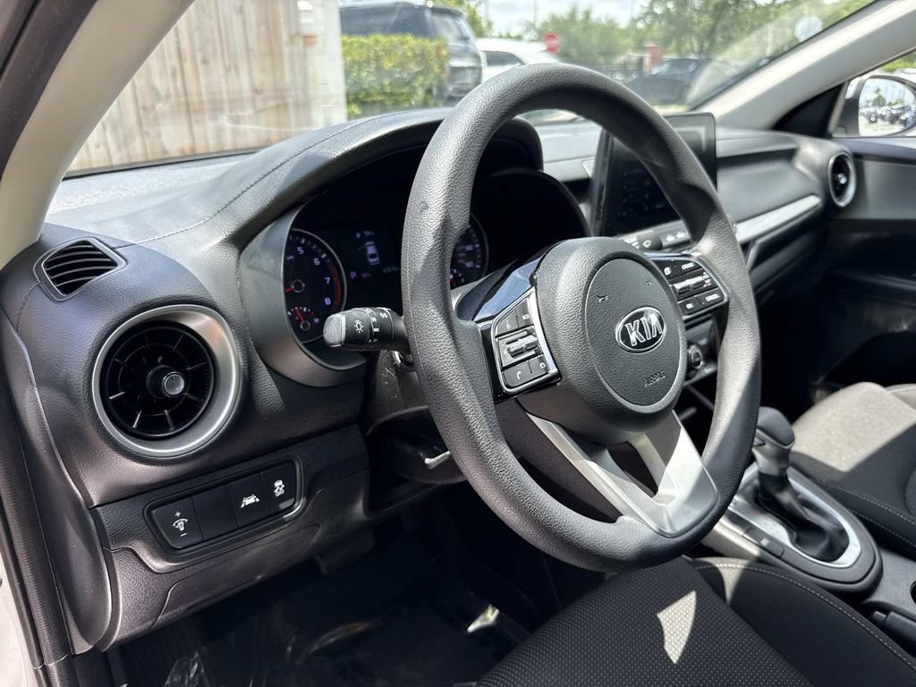 Used 2021 Kia Forte LXS FWD image 24