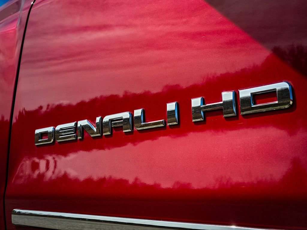 Used 2018 GMC Sierra 3500 Denali w/ Duramax Plus Package image 12