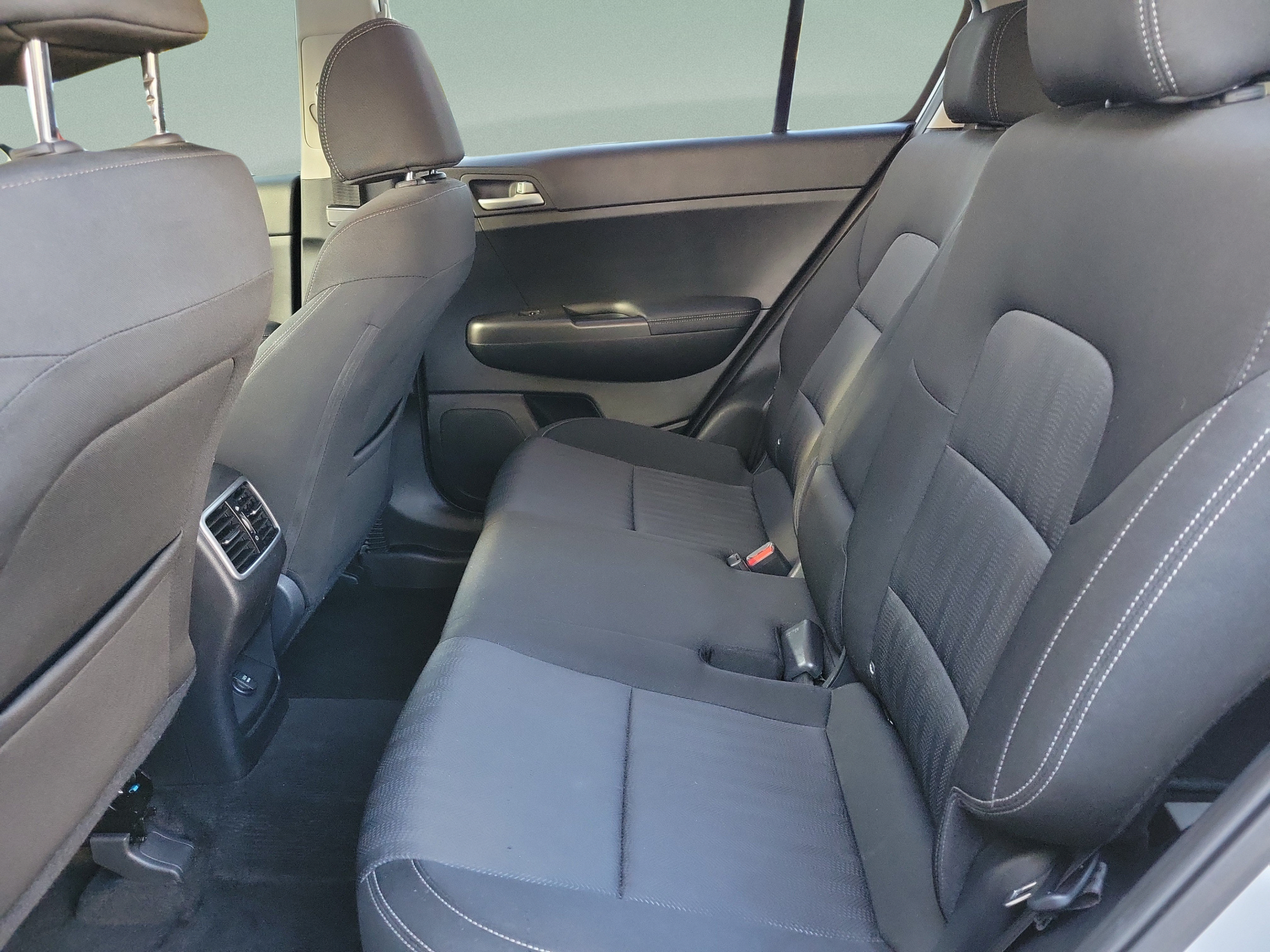 Used 2020 Kia Sportage LX FWD image 7
