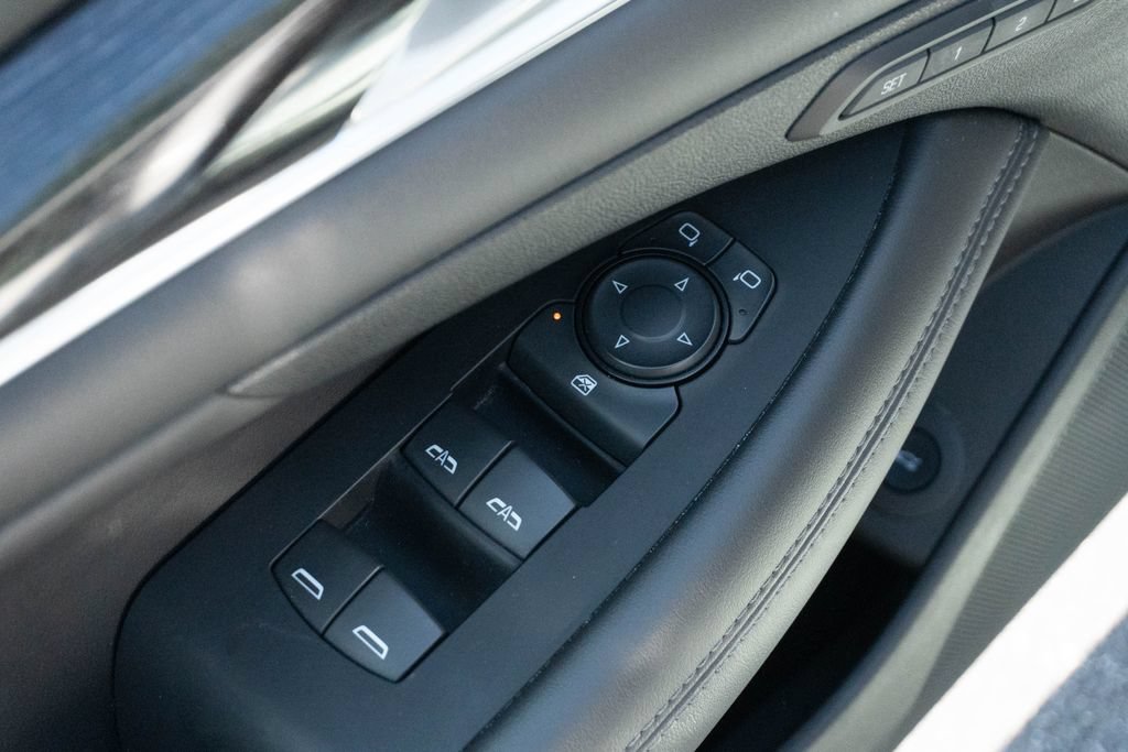 Used 2019 Buick LaCrosse Essence w/ Sun and Shade Package AWD/4WD image 15