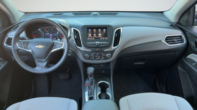 Used 2022 Chevrolet Equinox LS w/ LS Convenience Package FWD image 9