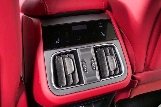 New 2027 Maserati Grecale AWD/4WD image 23