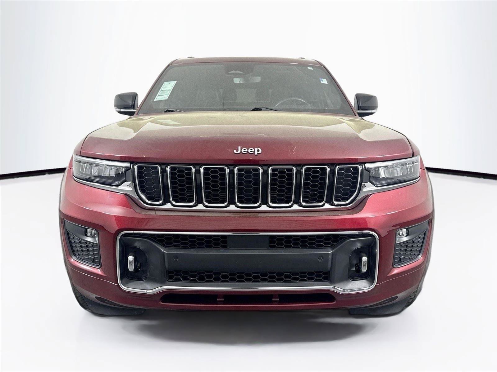 Used 2022 Jeep Grand Cherokee L Overland w/ MOPAR Finishing Package AWD/4WD image 9