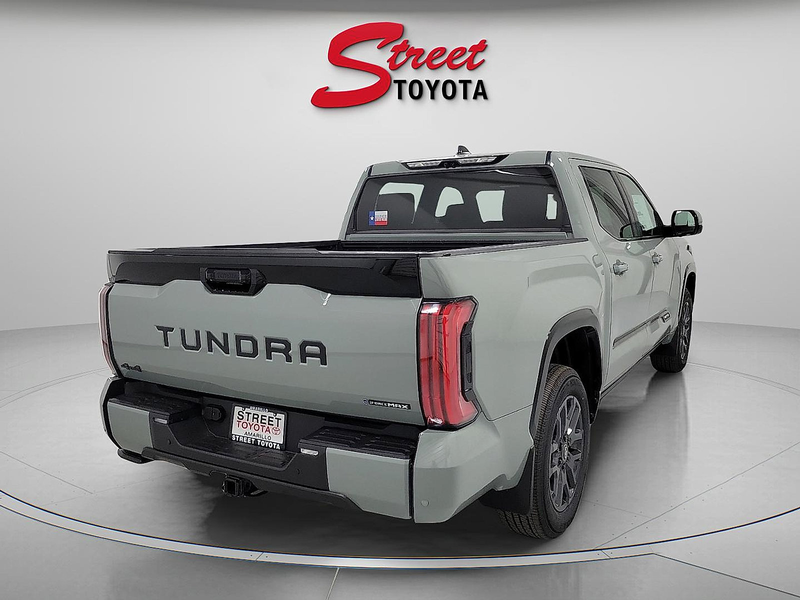 Certified 2026 Toyota Tundra Platinum AWD/4WD image 3