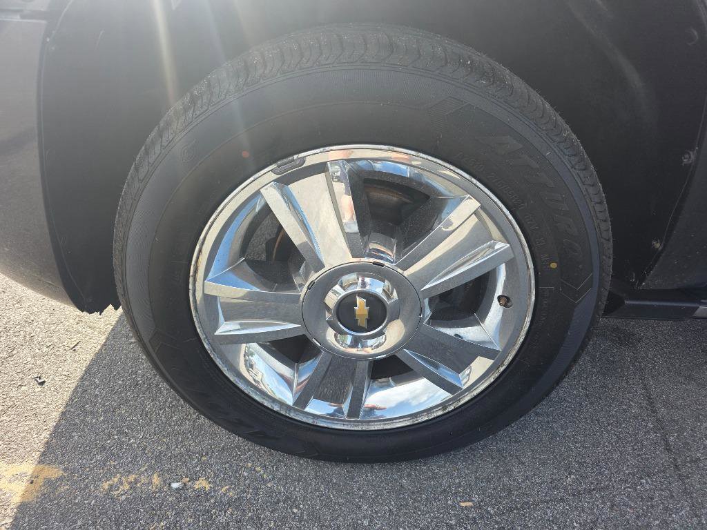 Used 2009 Chevrolet Avalanche LTZ AWD/4WD image 21