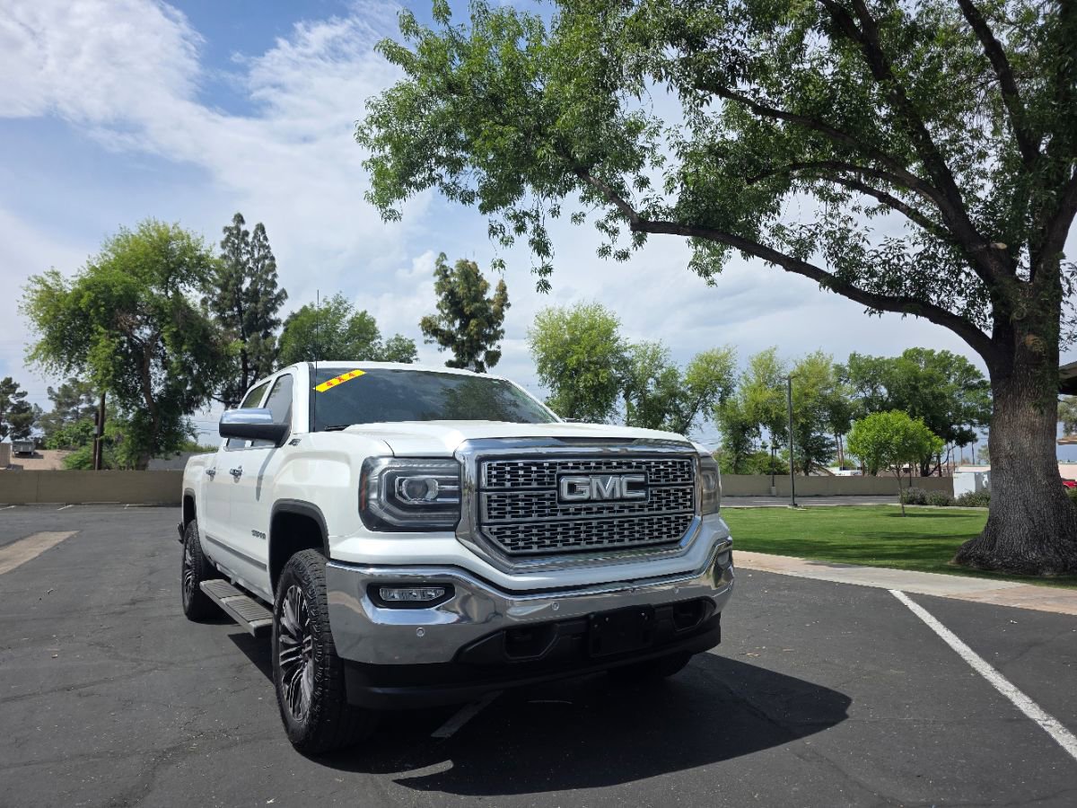 Used 2018 GMC Sierra 1500 SLT image 1