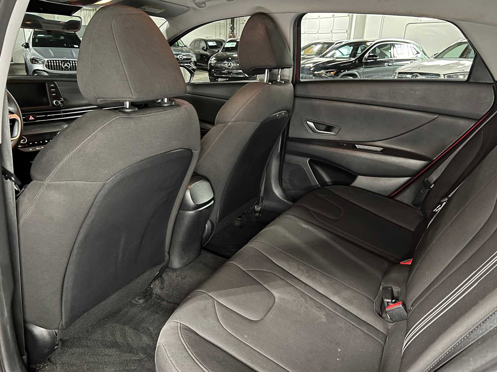 Used 2023 Hyundai Elantra Blue image 17