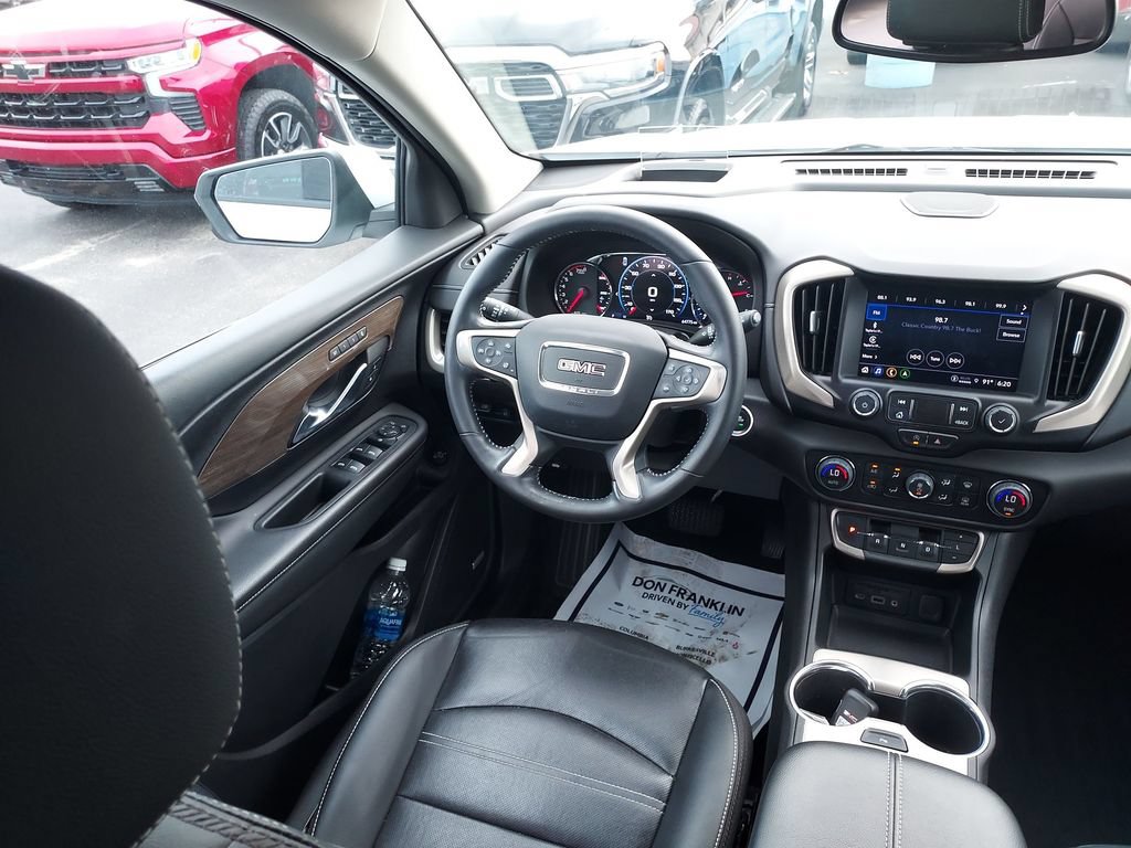 Used 2022 GMC Terrain Denali AWD/4WD image 15