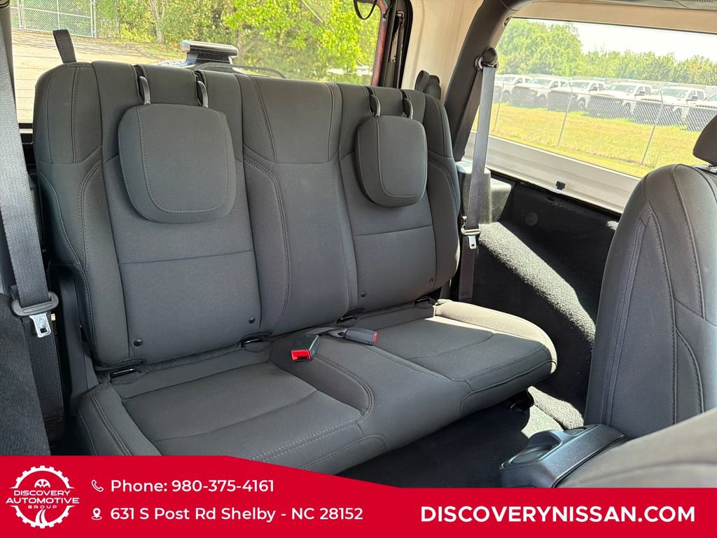 Used 2023 Jeep Wrangler Sport AWD/4WD image 29