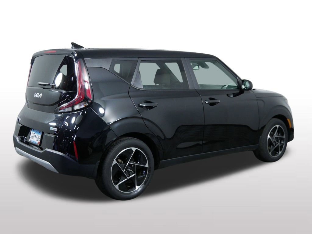 Certified 2023 Kia Soul EX image 9