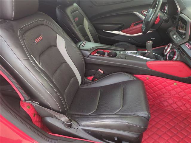 Used 2017 Chevrolet Camaro SS image 20