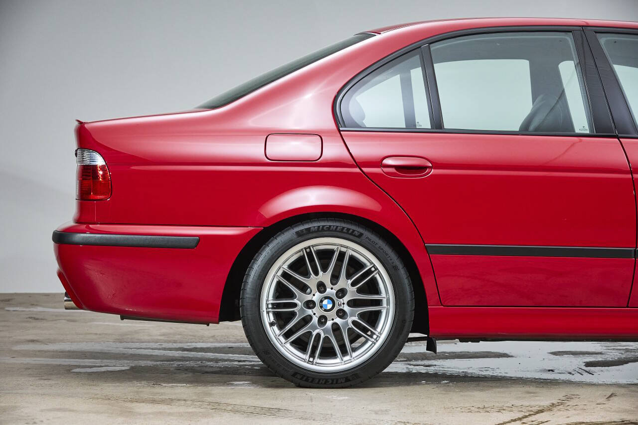 Used 2001 BMW M5 RWD image 27