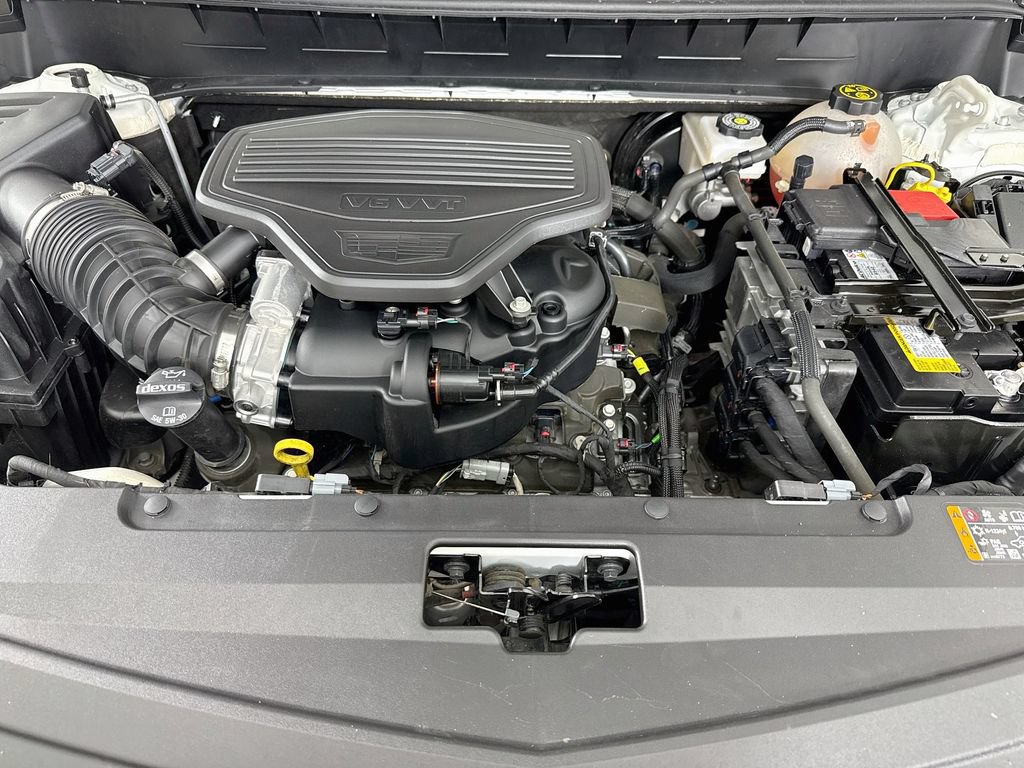 Used 2022 Cadillac XT6 Sport w/ Technology Package AWD/4WD image 32
