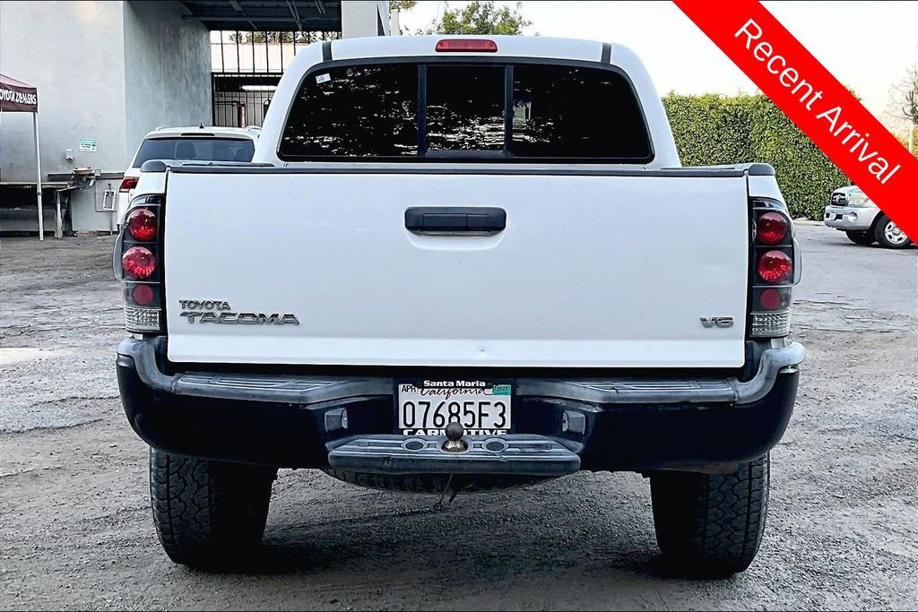 Used 2014 Toyota Tacoma 4x4 Double Cab w/ Convenience Package image 5