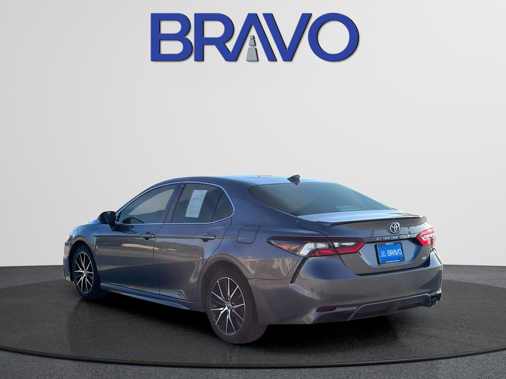 Used 2023 Toyota Camry SE FWD image 8