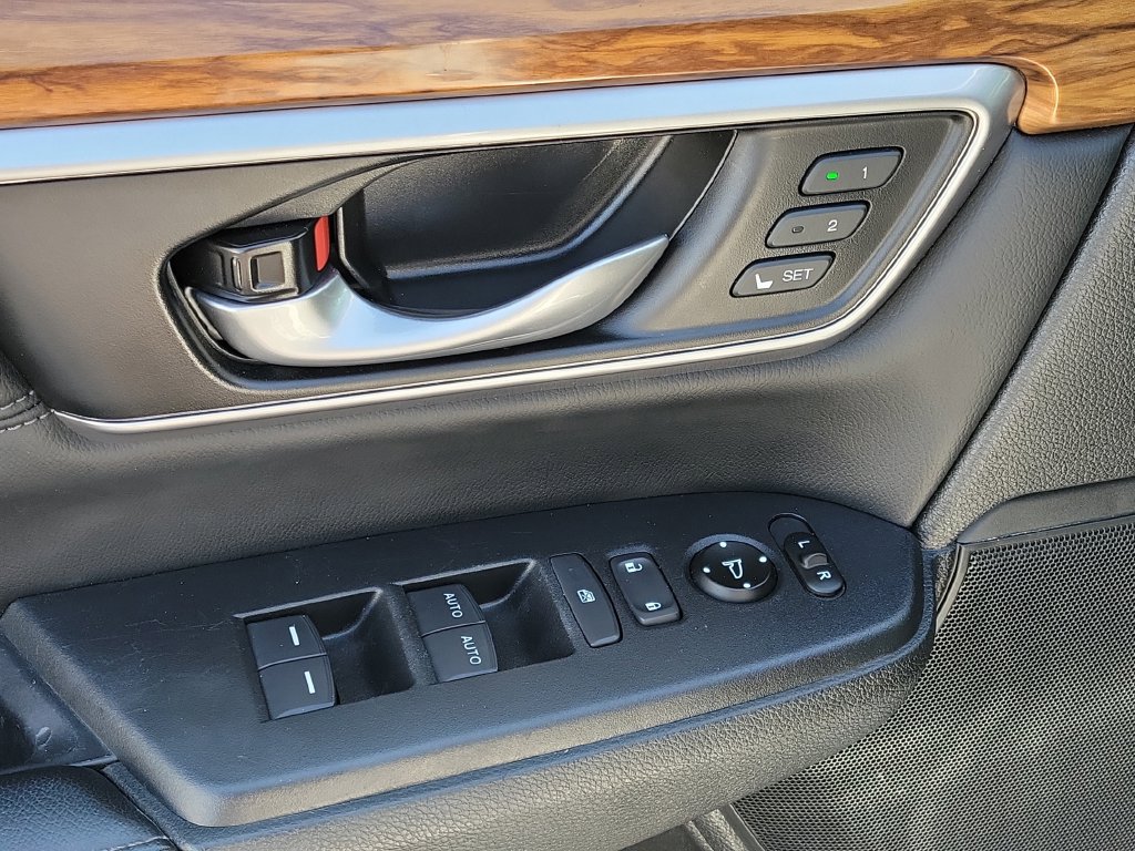 Used 2021 Honda CR-V Touring image 28