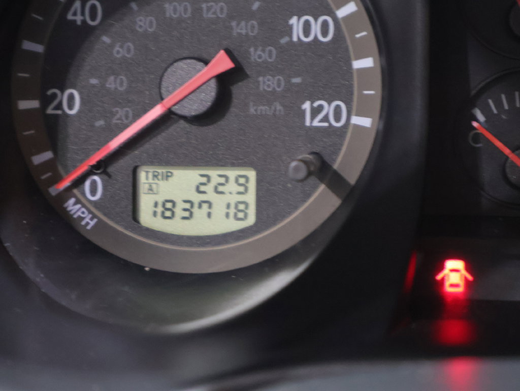 Used 2006 Mitsubishi Outlander LS AWD/4WD image 4