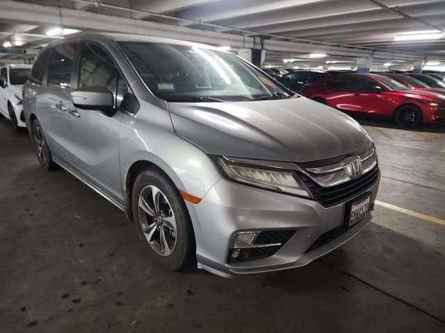 Used 2019 Honda Odyssey Touring image 2