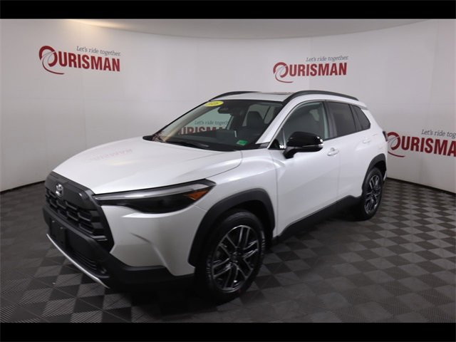 Used 2026 Toyota Corolla Cross XLE w/ Convenience Package image 2