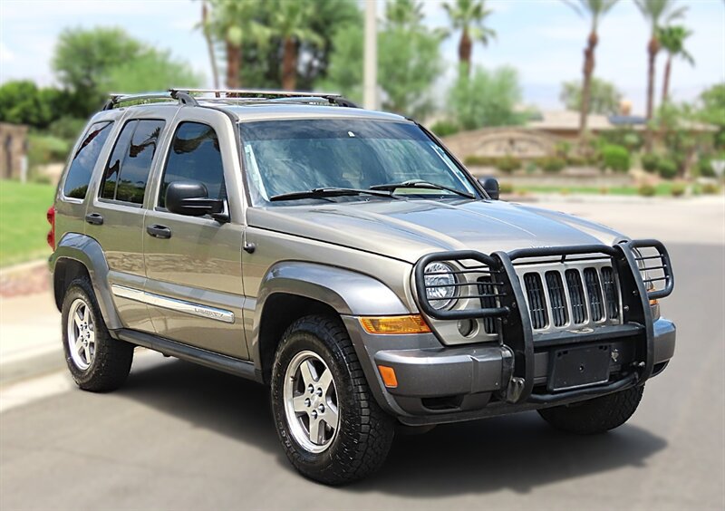 Used 2006 Jeep Liberty Sport AWD/4WD image 3