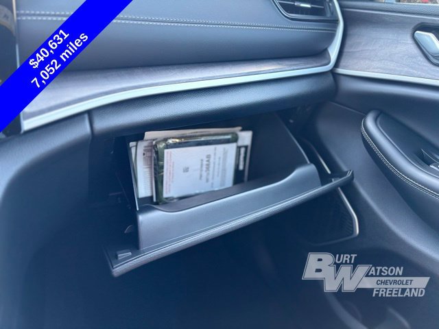 Used 2026 Jeep Grand Cherokee Limited w/ Limited Altitude Package AWD/4WD image 24