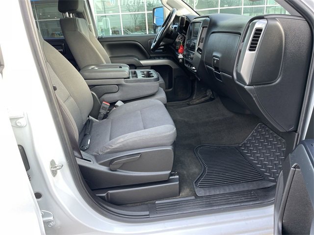 Used 2017 Chevrolet Silverado 3500 LT image 21