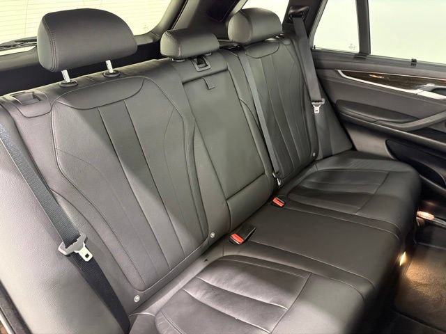 Used 2016 BMW X5 xDrive50i AWD/4WD image 22