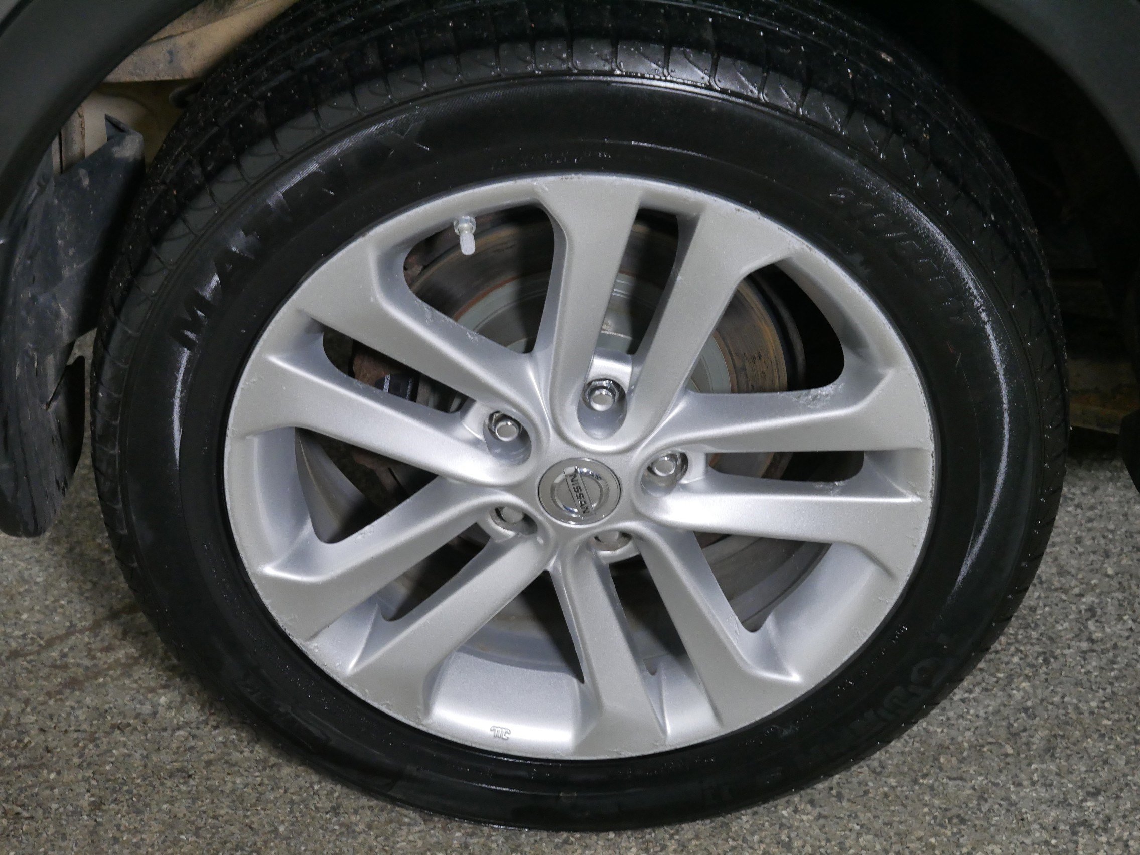 Used 2015 Nissan Juke S image 15