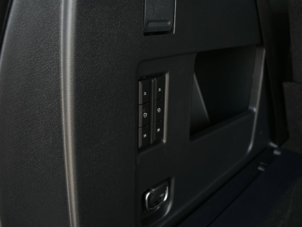 Used 2023 Lincoln Navigator Reserve w/ Equipment Group 201A image 28