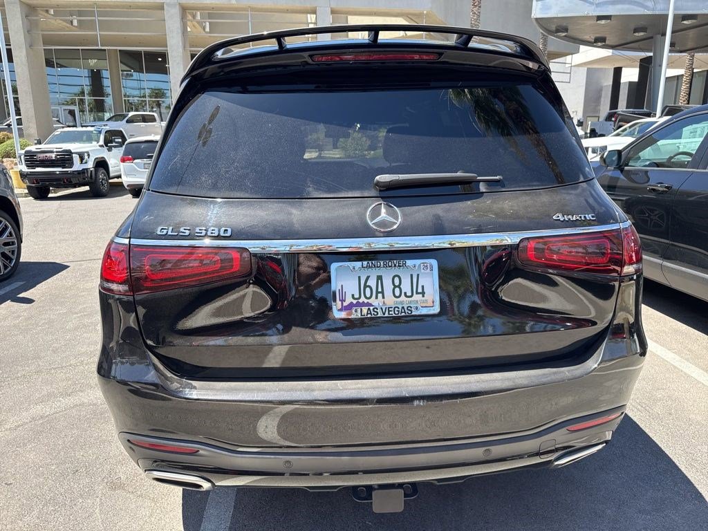 Used 2023 Mercedes-Benz GLS 580 4MATIC image 4