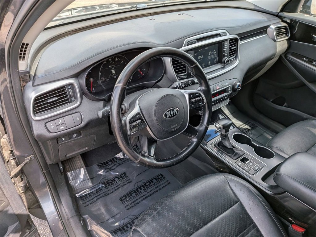 Used 2019 Kia Sorento EX image 11