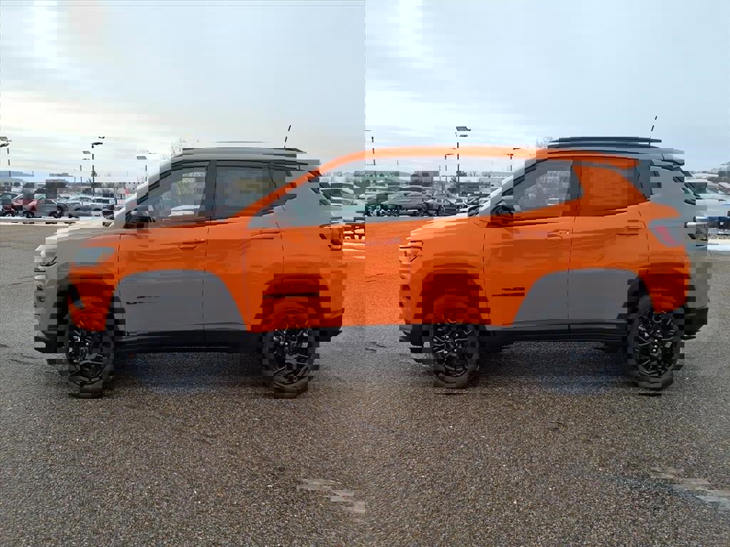 New 2026 Jeep Compass Latitude image 11