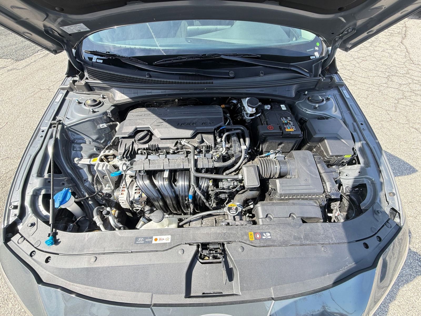 Used 2025 Hyundai Elantra SEL FWD image 34