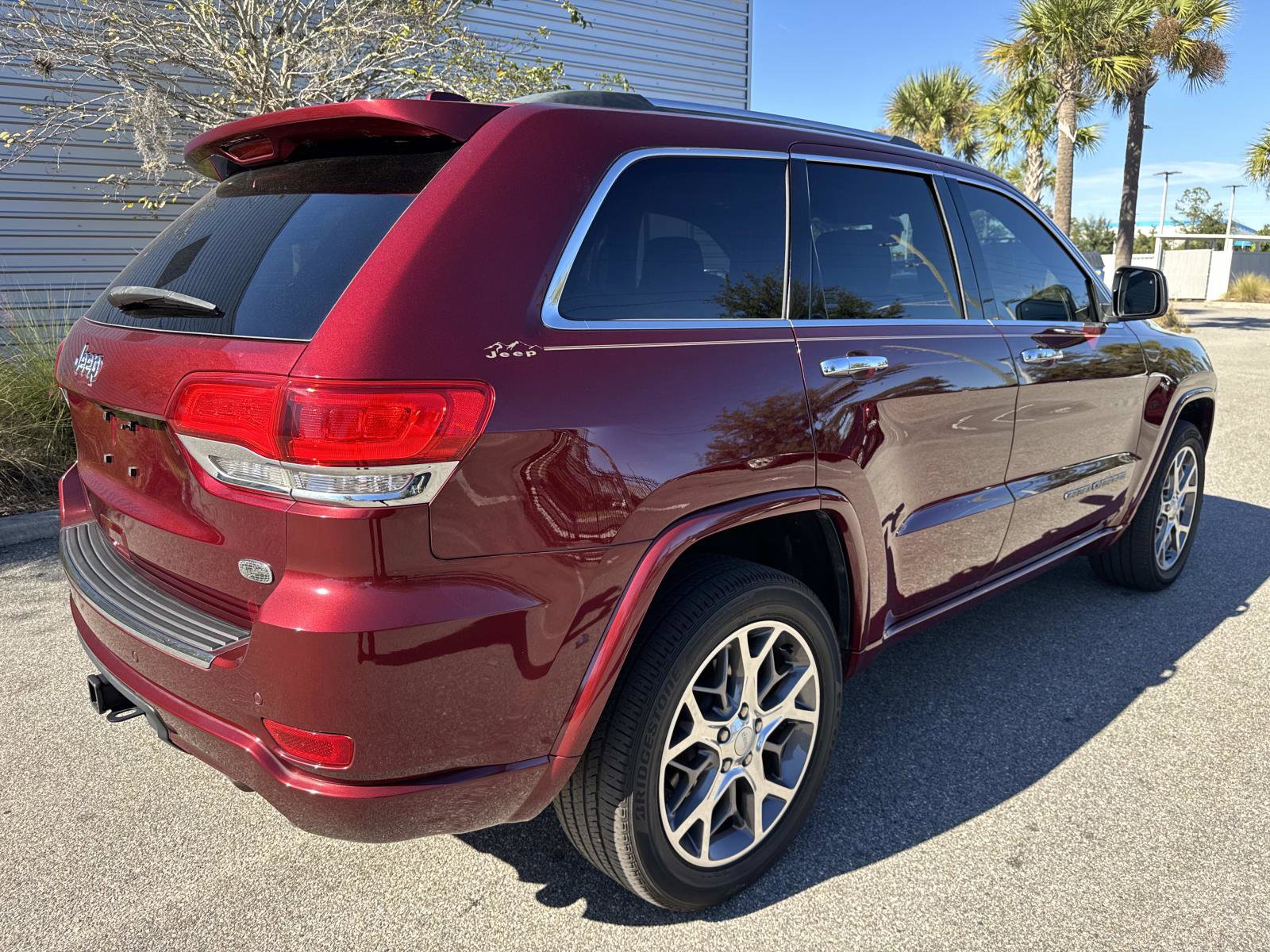 Used 2021 Jeep Grand Cherokee Overland w/ Trailer Tow Group IV image 6