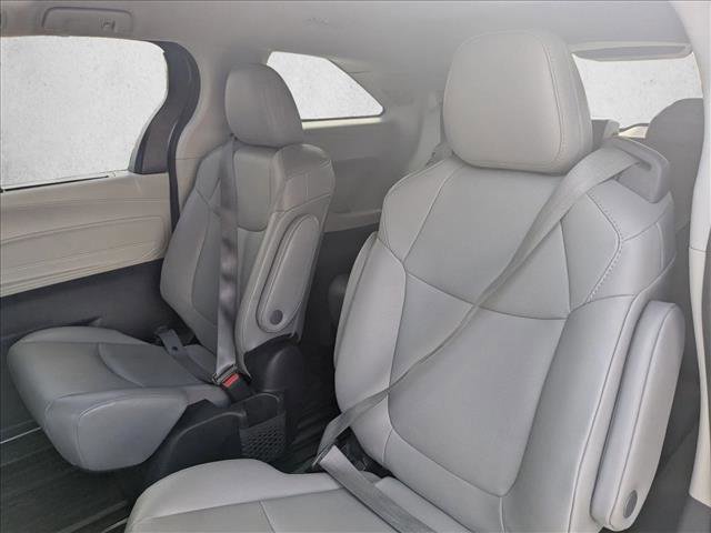 Used 2023 Toyota Sienna XLE w/ XLE Plus Package image 15