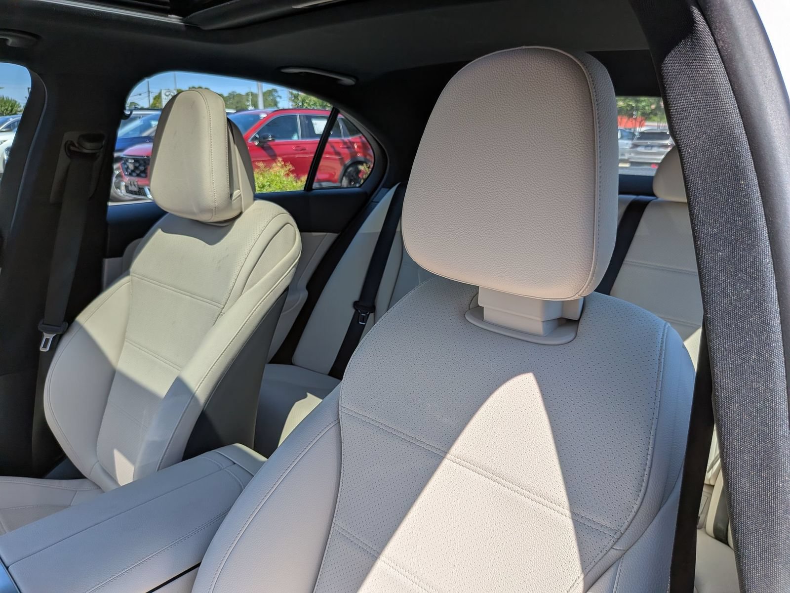 Used 2023 Mercedes-Benz C 300 4MATIC Sedan image 15