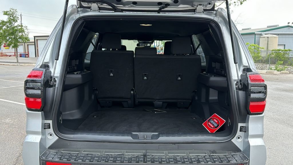 Used 2025 Toyota 4Runner SR5 image 37