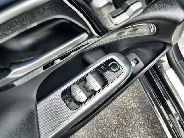 Used 2024 Mercedes-Benz E 350 4MATIC Sedan image 17