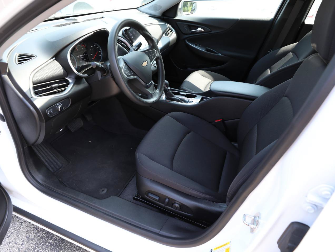 Used 2023 Chevrolet Malibu LS w/ Driver Confidence Package FWD image 15