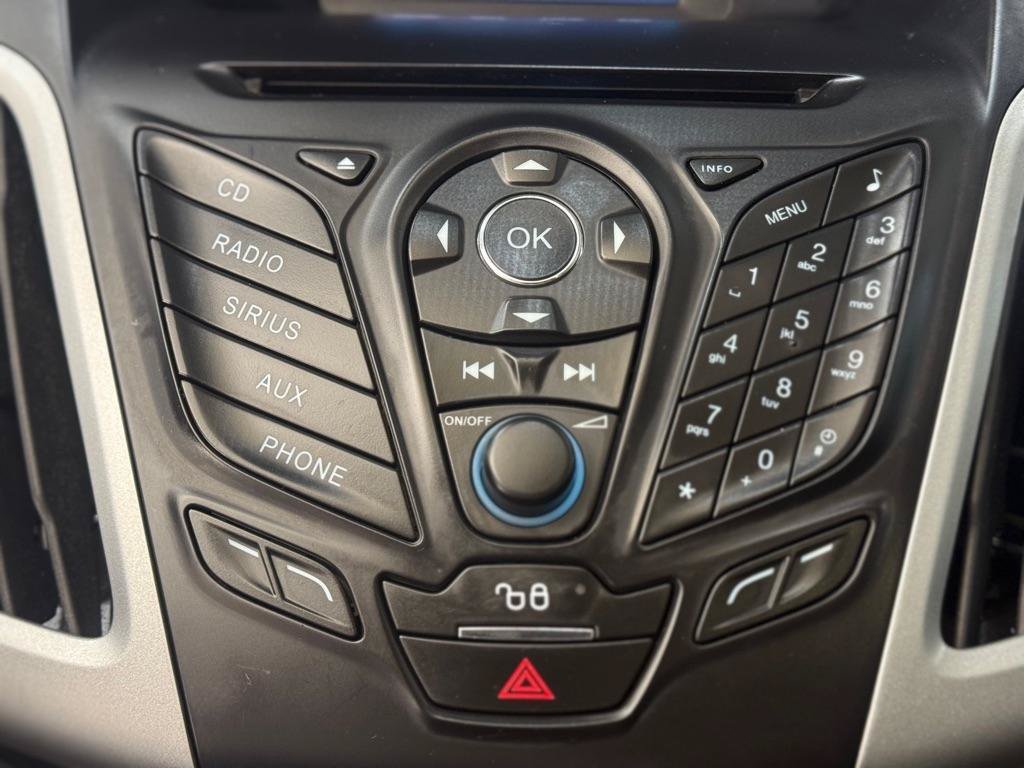 Used 2012 Ford Focus SE FWD image 27