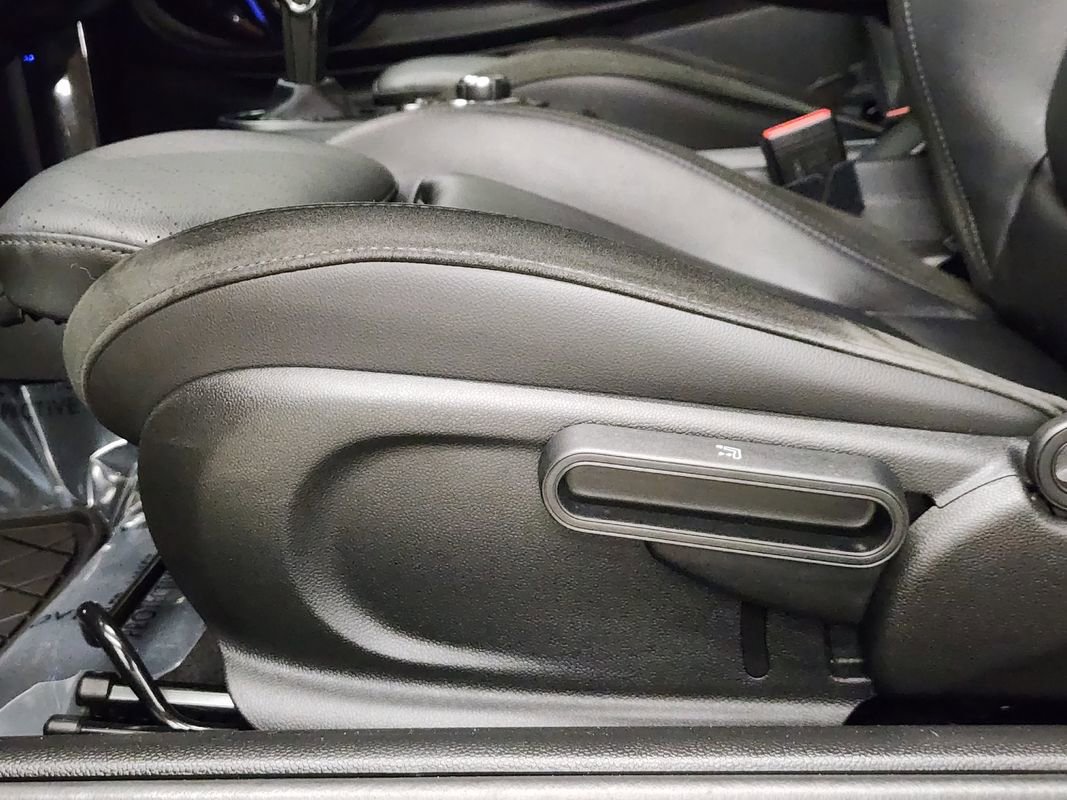 Used 2022 MINI Cooper SE image 18